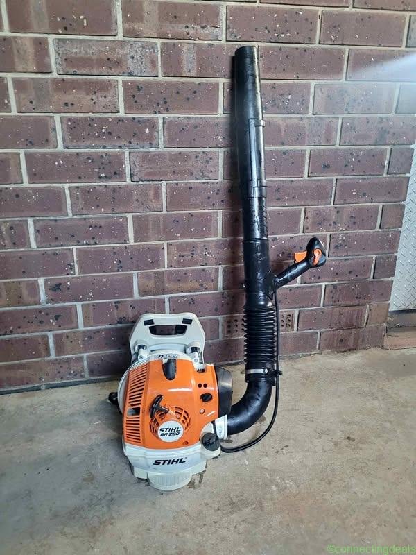 Stihl Blower