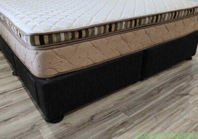 Super king bed in Sunshine Coast