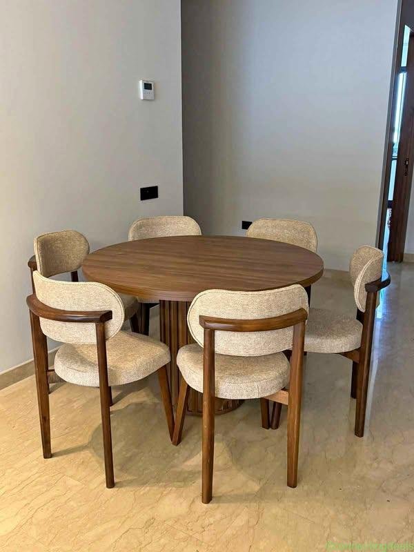 Table à manger de bonne qualité طاولة للاكل خدمة