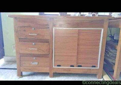 Take Wood Counter Table in Karimnagar