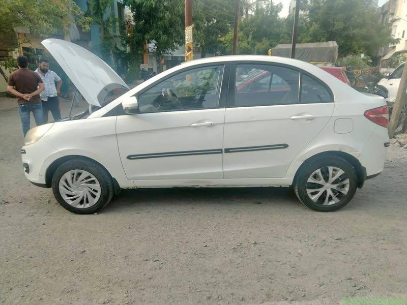 TATA ZENT XE_FULL FAMILY CAR