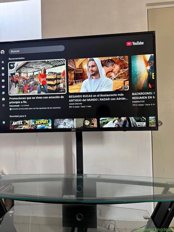 Tele LG 55 plg S-Mart TV y linda mesa de vidrio