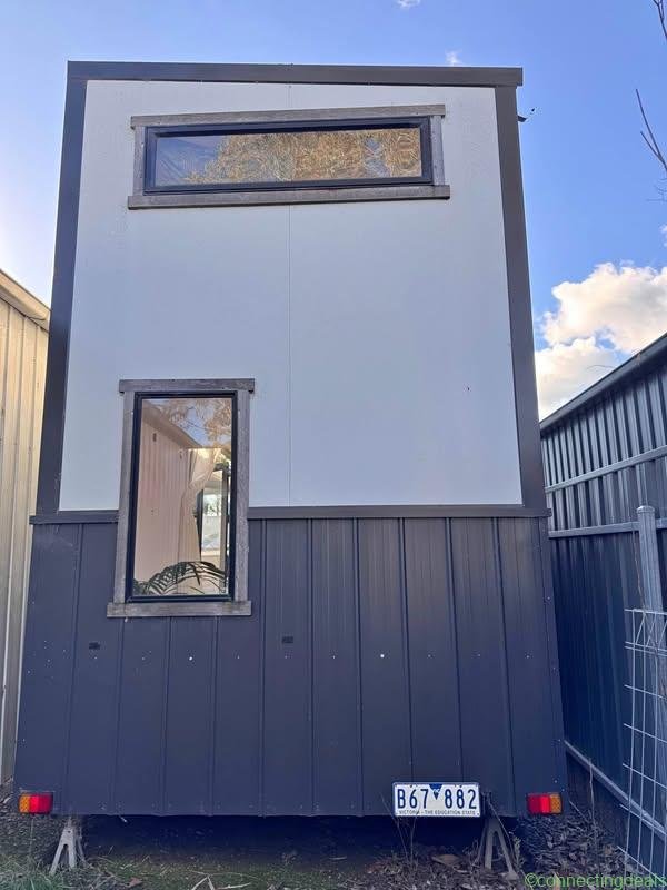 Tiny house