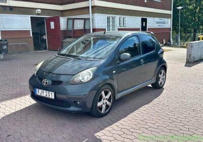 Free ad: Toyota Aygo 1.0 Manuell 2008 Nybesiktigad in Stockholm. Toyota Aygo 1.0 Manuell 2008 Nybesiktigad in Stockholm