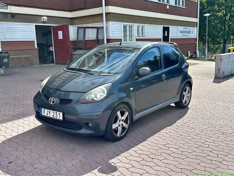Toyota Aygo 1.0 Manuell 2008 Nybesiktigad