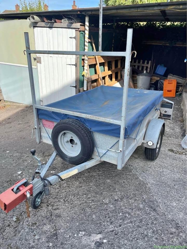 Trailer