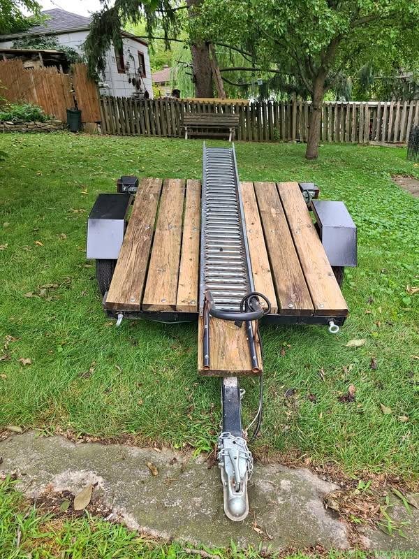 Trailer like new