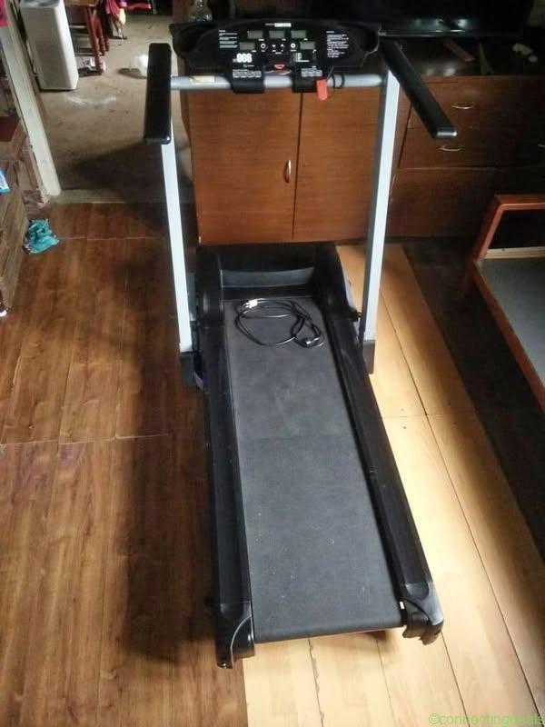 Treadmill with power motor running condition