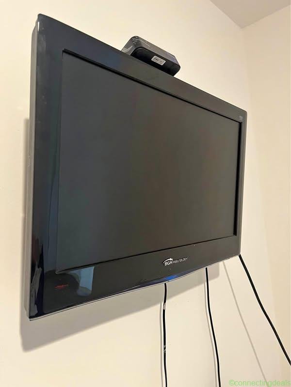 TV 32” BGH + TV Box (funciona como Smart)