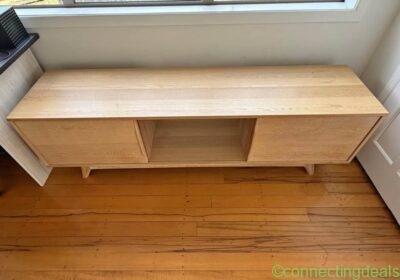 Free ad: Tv cabinet in Auckland. Tv cabinet in Auckland