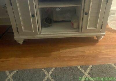 Free ad: Tv cabinet in Pittsburgh. Tv cabinet in Pittsburgh