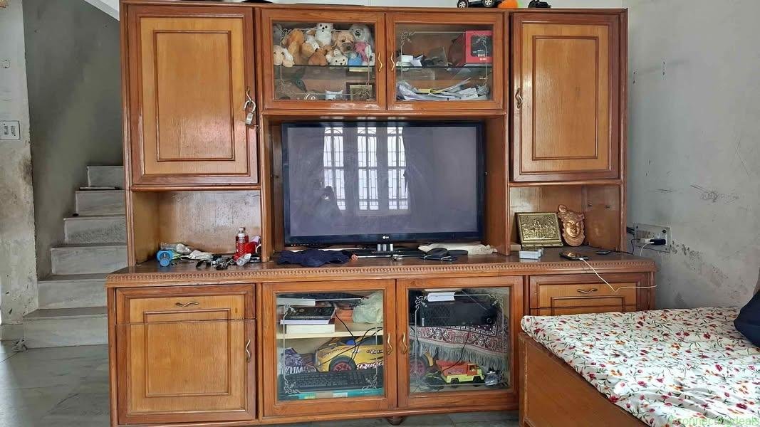 TV Unit SAAG