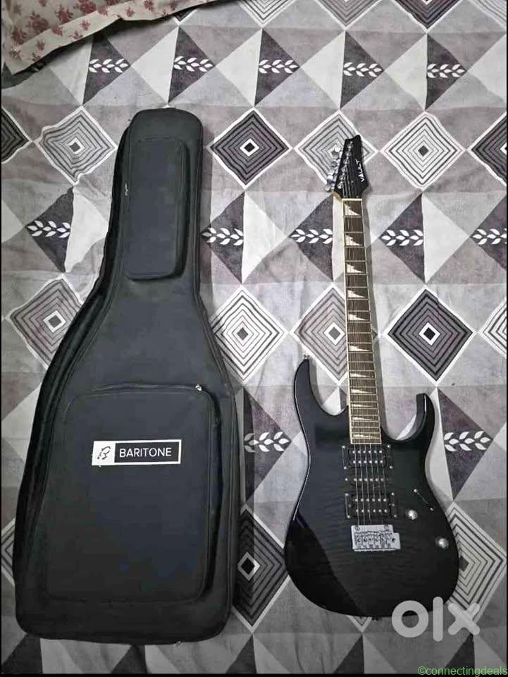 Vault rg1 solist electric guitar with baritone bag