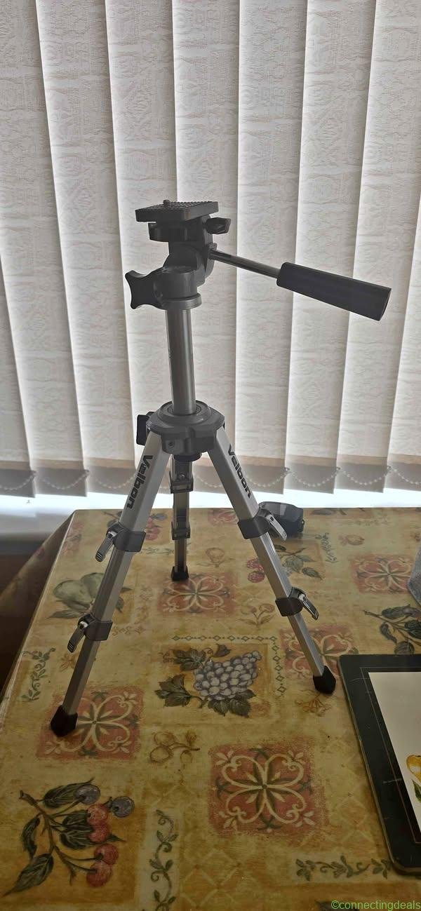 Velbon mini tripod (8inch-18inch)