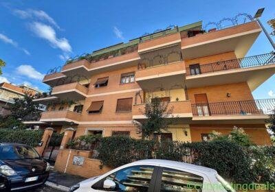 Free ad: Vendesi Piano Terra Fleming in Rome. Vendesi Piano Terra Fleming in Rome