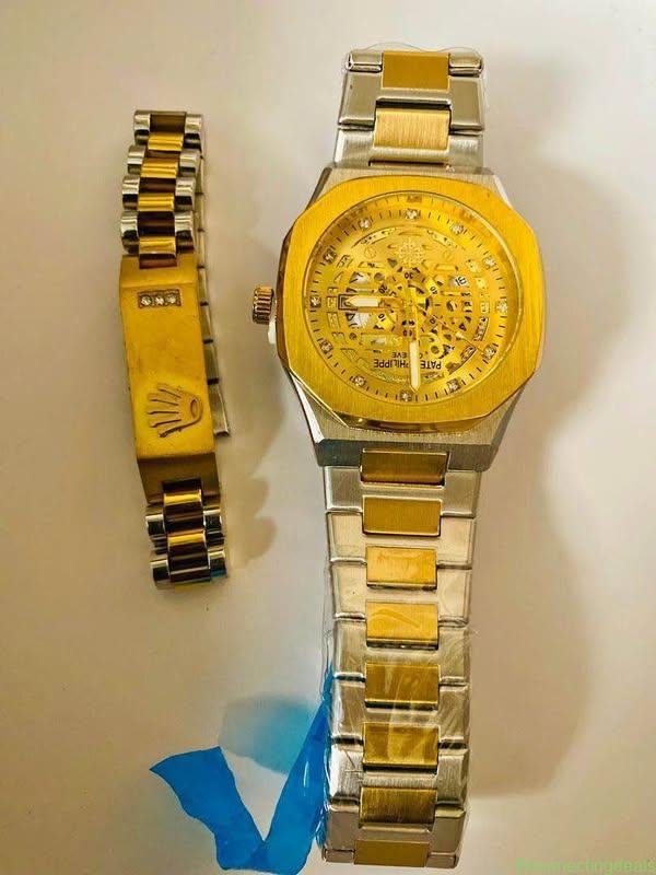 Watch with bracelet