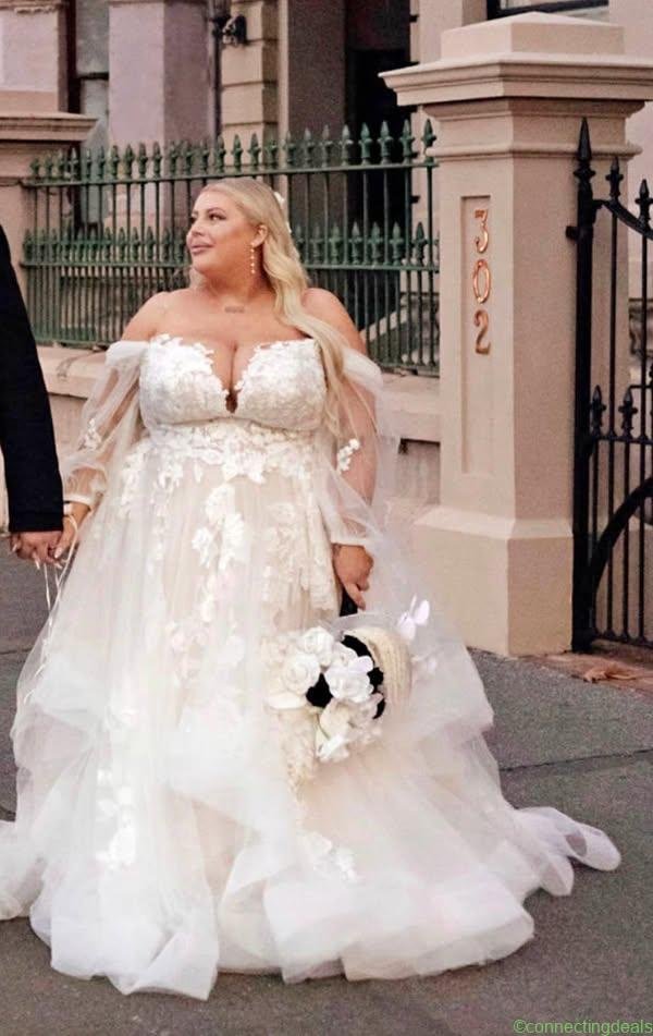 Wedding dress