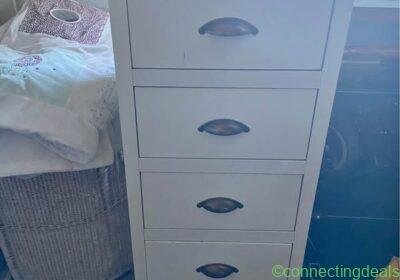 Free ad: Wit kastje te koop in Rotterdam. Wit kastje te koop in Rotterdam