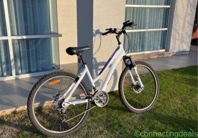 Women’s medium Diamond back bike in Adelaide