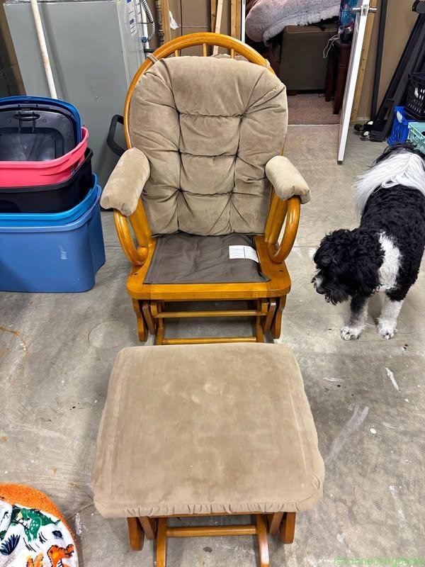Wooden Glider Rocking Chair with Ottoman