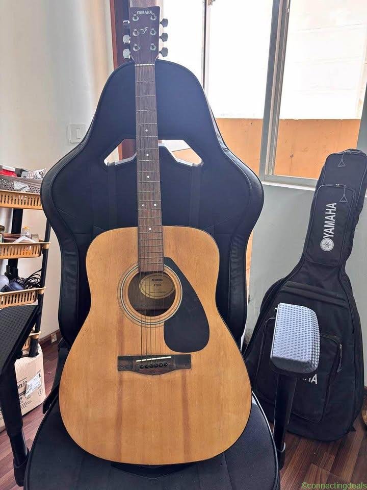 Yamaha F310 tobacco brown colour good quality