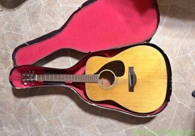 Yamaha FG-180 Jumbo Dreadnought Acoustic in Regina