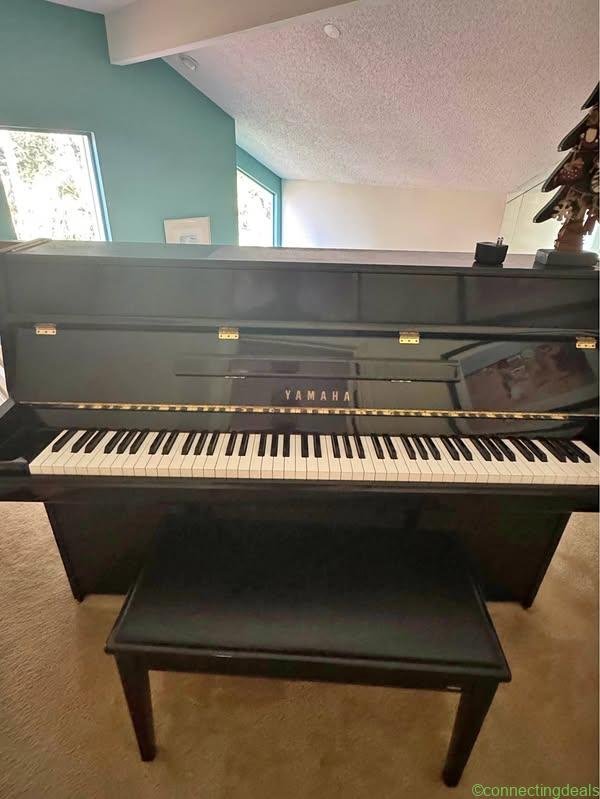 Yamaha Piano