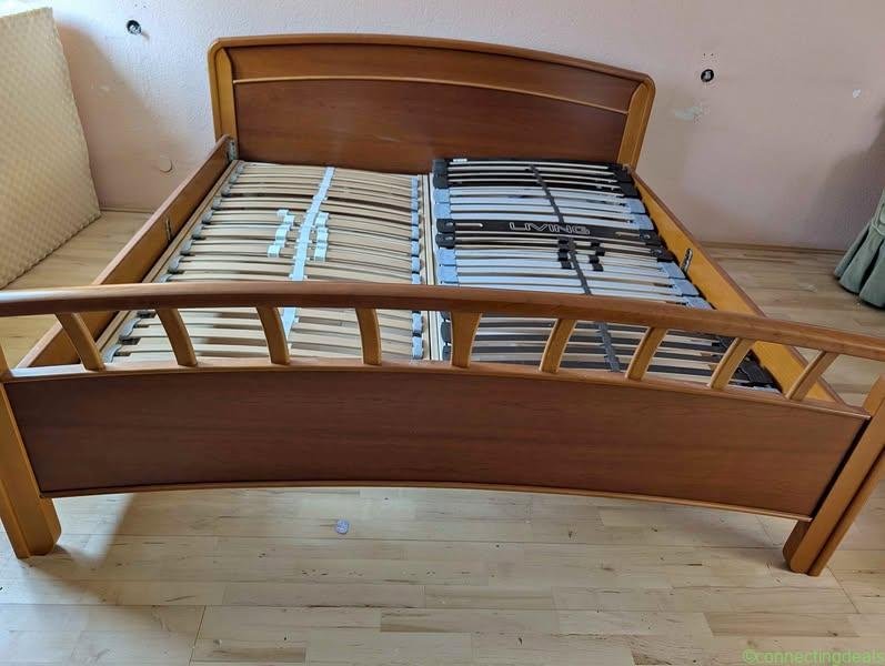 Zu verschenken: Doppelbett