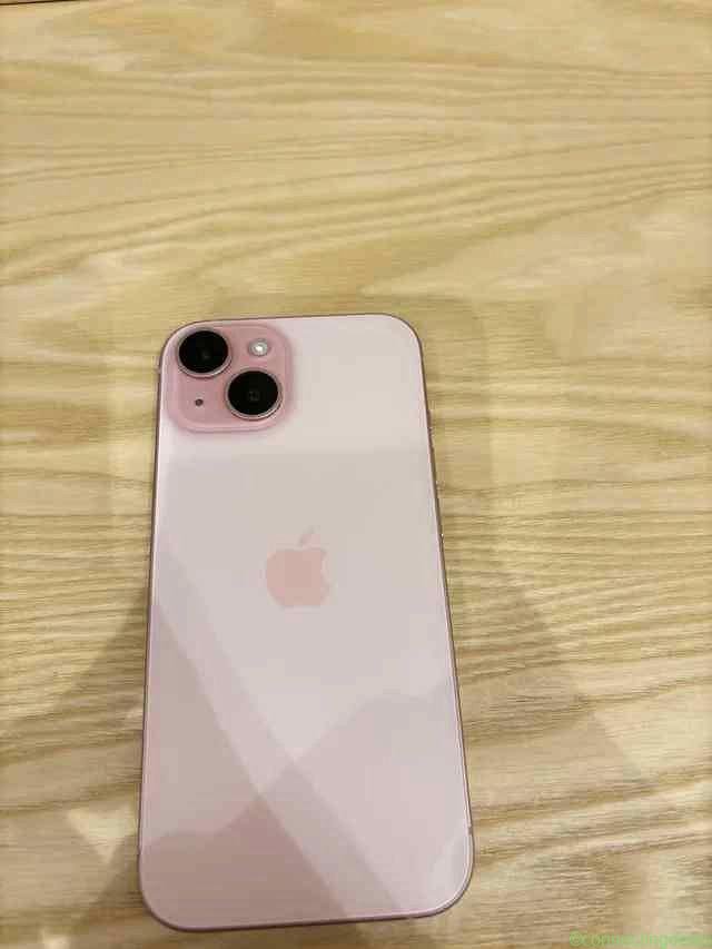 iPhone 15