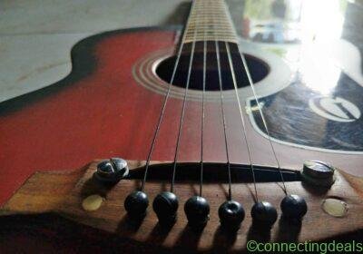 Free ad: Signature 41-Inch Cutaway Acoustic Guitar G-4100 in Mumbai. Signature 41-Inch Cutaway Acoustic Guitar G-4100 in Mumbai