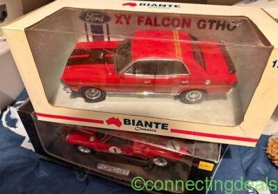 Biante and auto art model cars 118 scale Holden Ford Bathurst winners