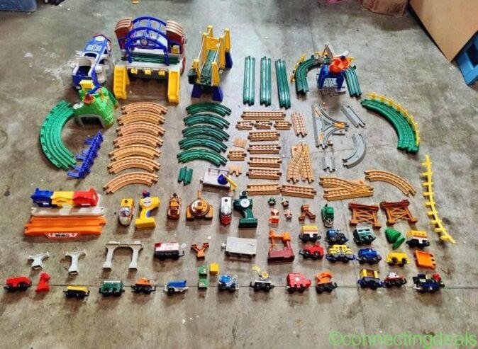 GeoTrax kids toys with 3 brand new cars