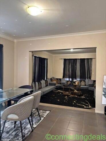 House Available For Rent In Tarneit Near Station