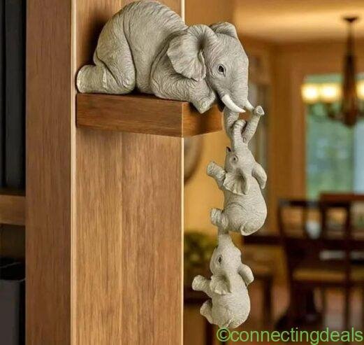 Beautiful Elephant Family Showpiece