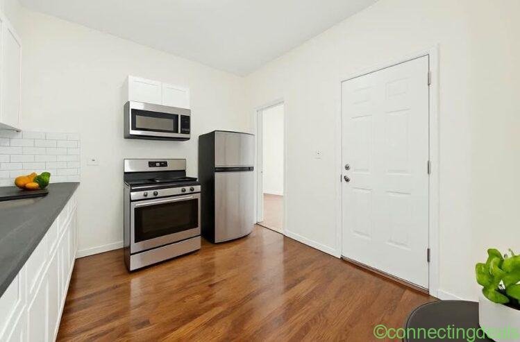 Newly renovated 3 bed home available for rent!