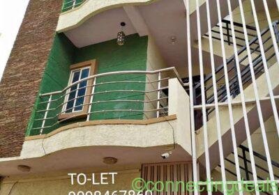 2 Beds 2 Baths – House