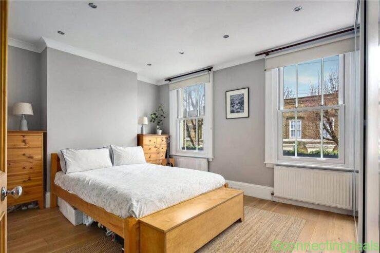 Private room for rent