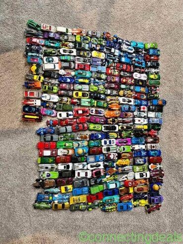 Hotwheels lot 200 cars
