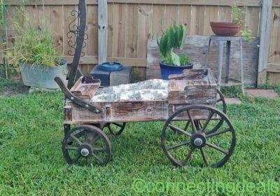 Garden decor wagon