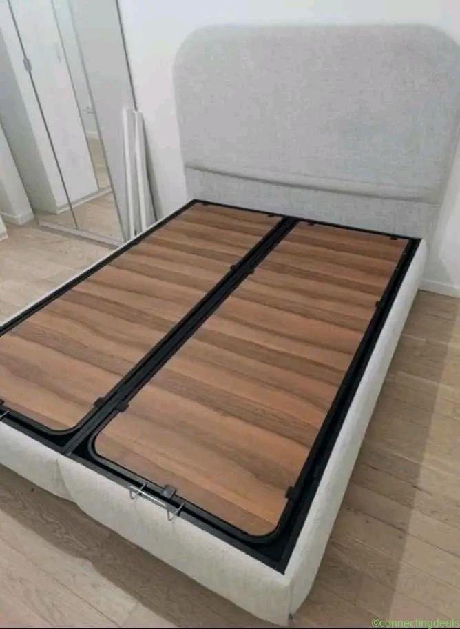 Furniture for sale in Paris