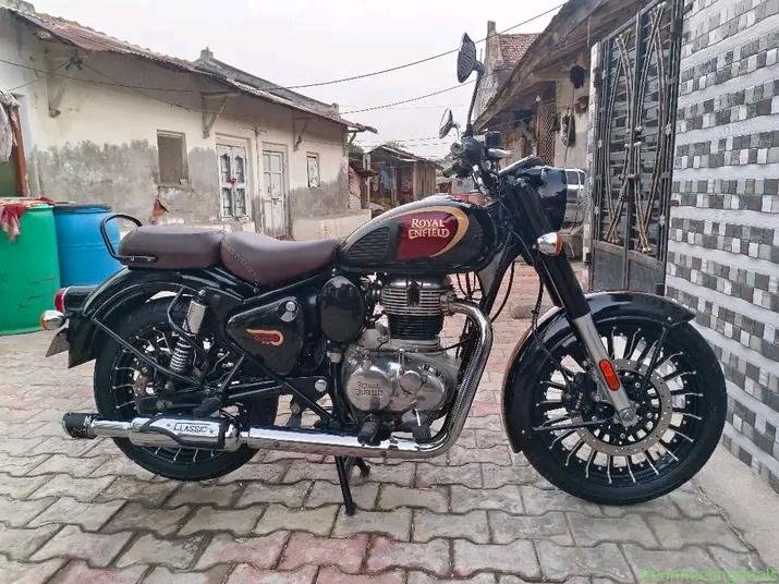 Motorcycle for sale in India