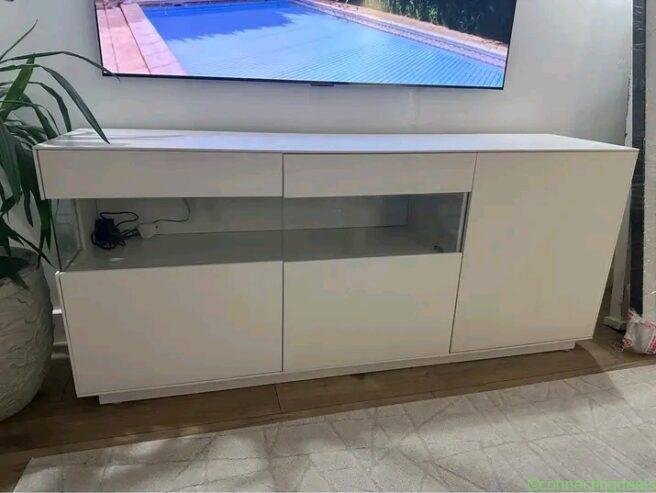 Large TV unit for sale