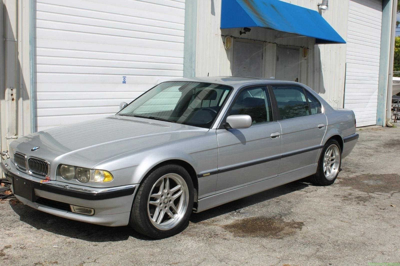 BMW E38 740IL AUTOMATIC SILVER/GREY