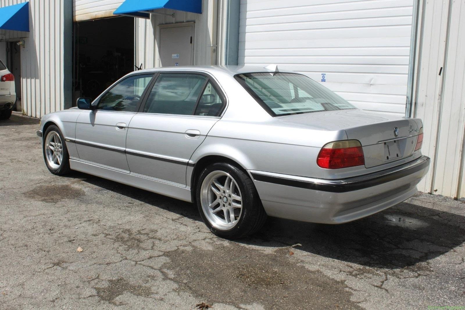 BMW E38 740IL AUTOMATIC SILVER/GREY