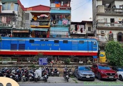 Train-Street-Coffee-Views