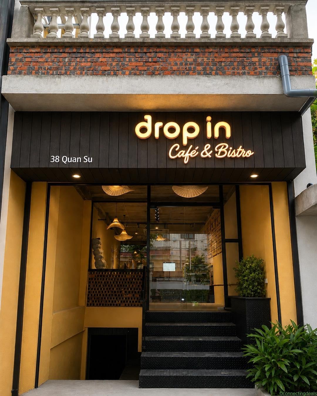 Most Unique Cafe Experience in Hanoi Train Street