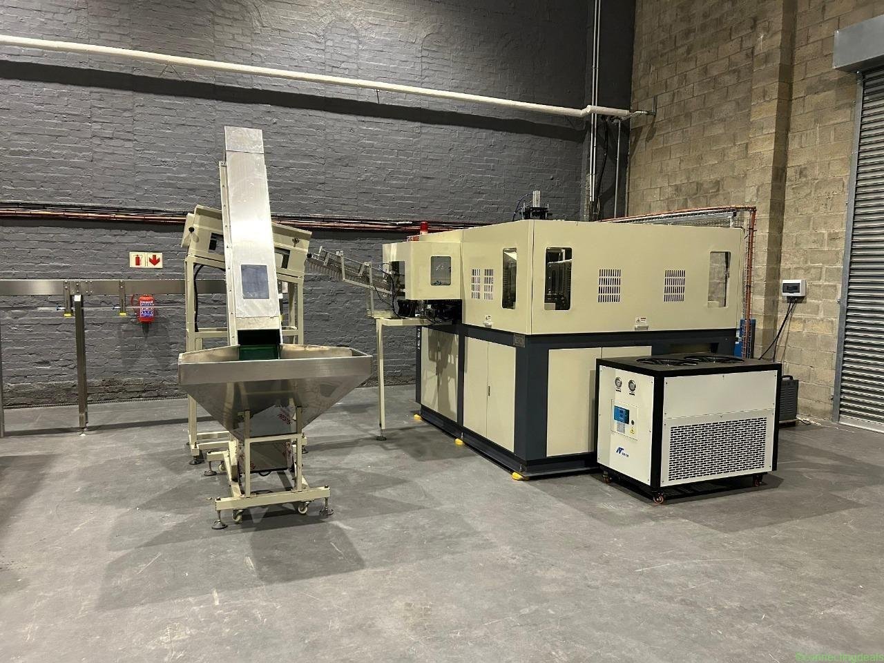 Blow Molding Machine is for Sale